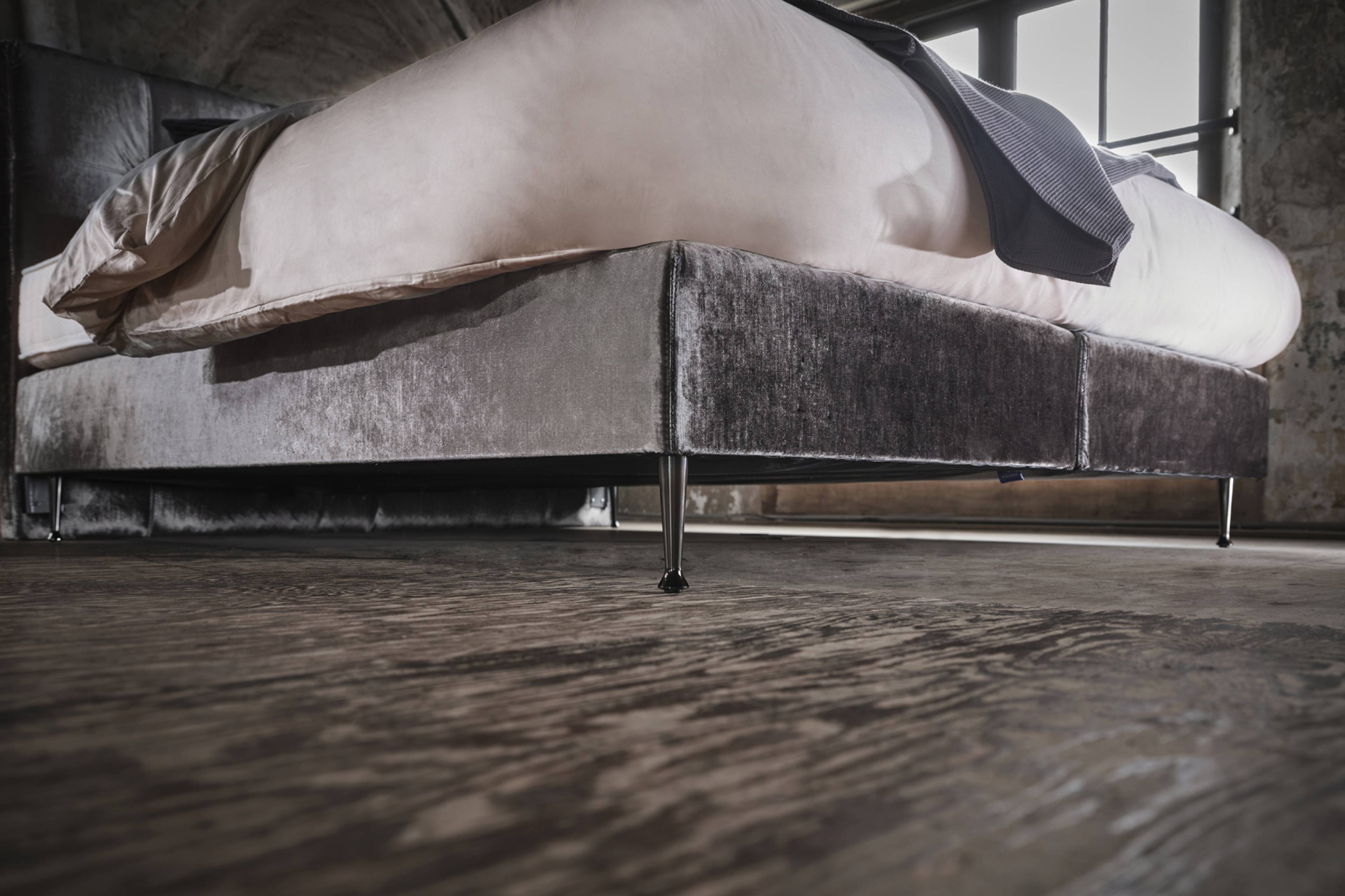 Pullman Boxspring Belleville