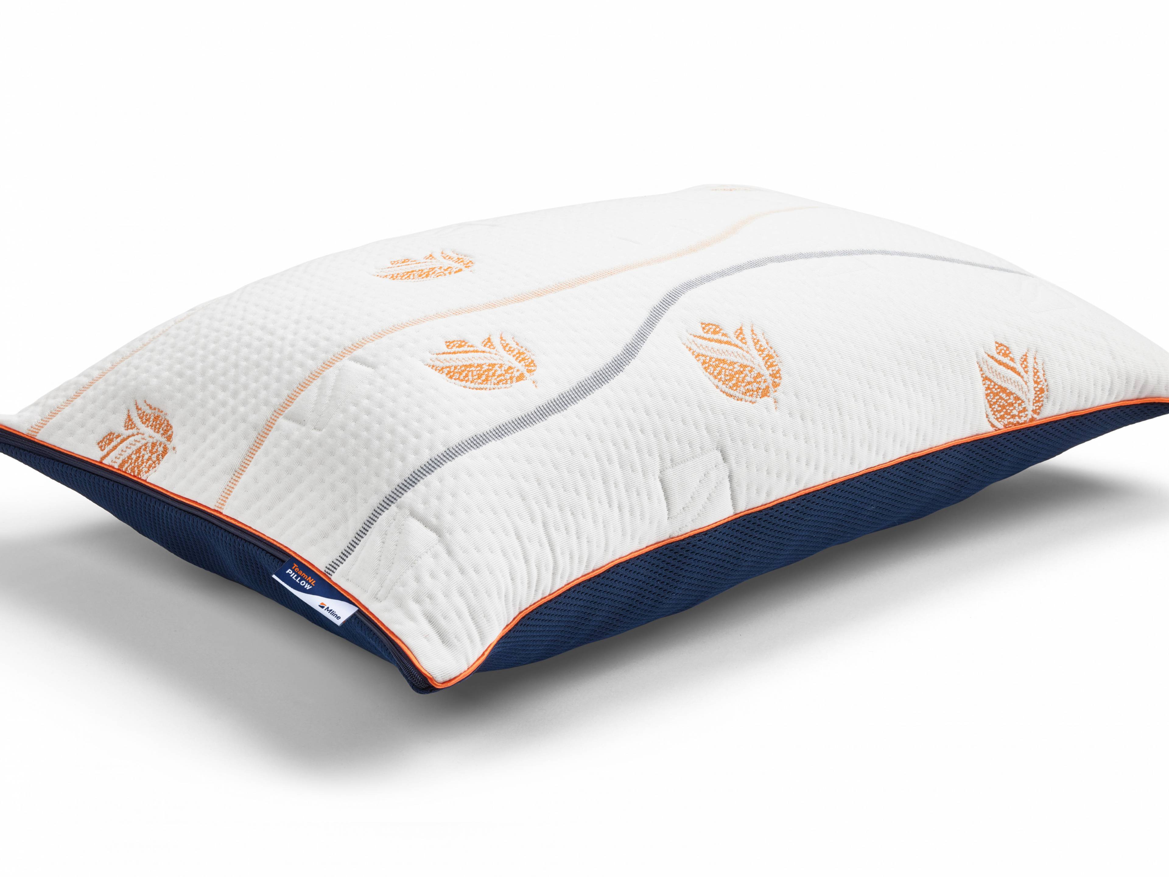 M line Kussen - Team NL Pillow